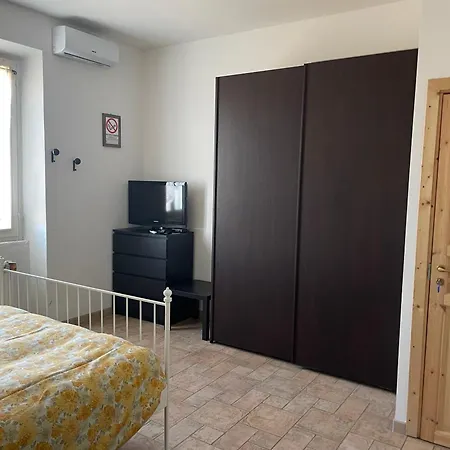 Beb Cascina Mentirone Проживание в семье
