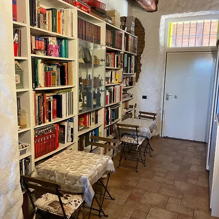 Beb Cascina Mentirone Розате