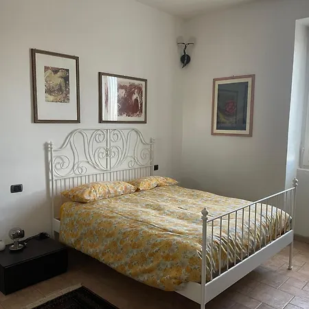 Beb Cascina Mentirone Розате